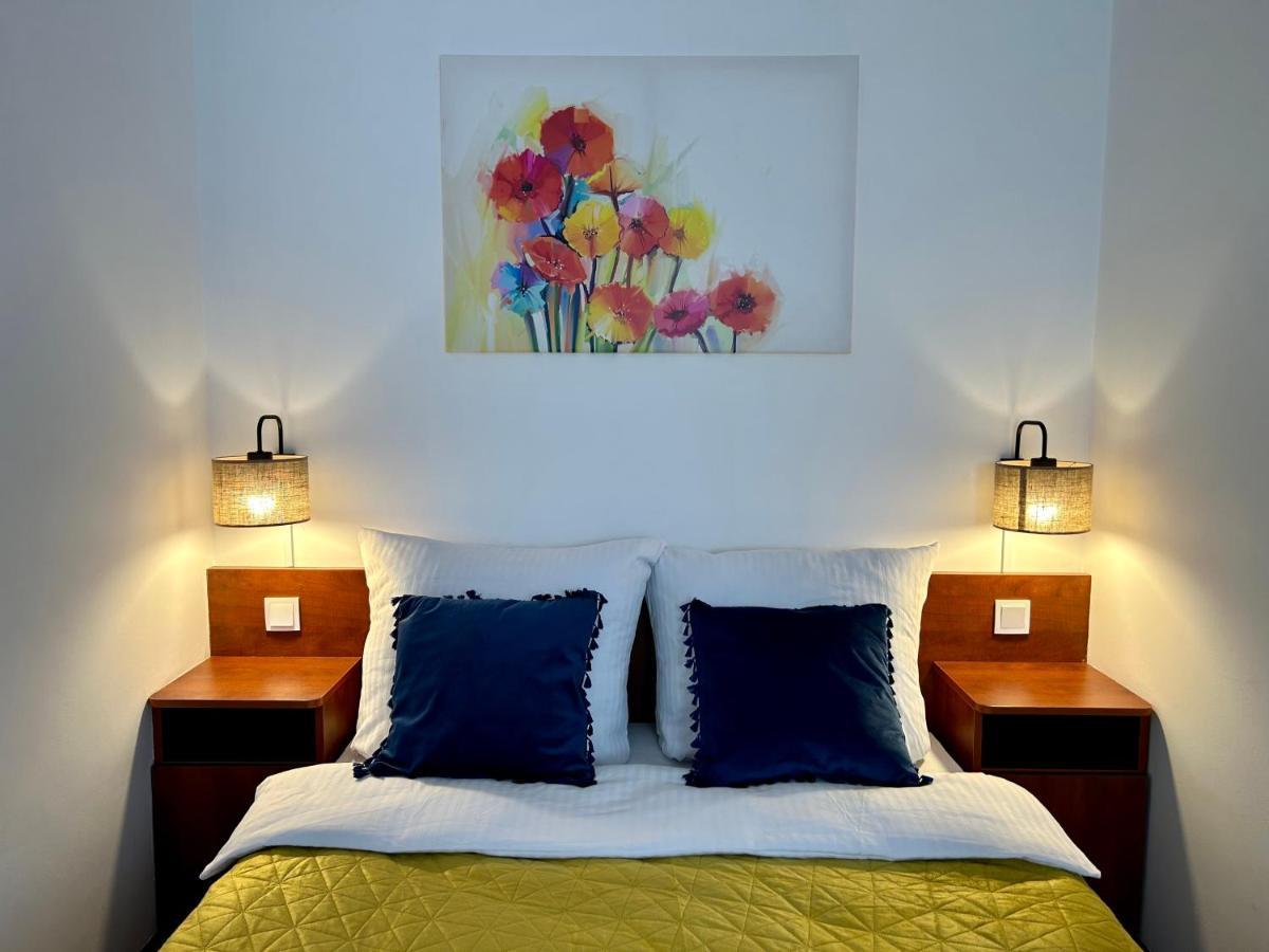 Mala Italia Apartments Вроцлав Екстериор снимка